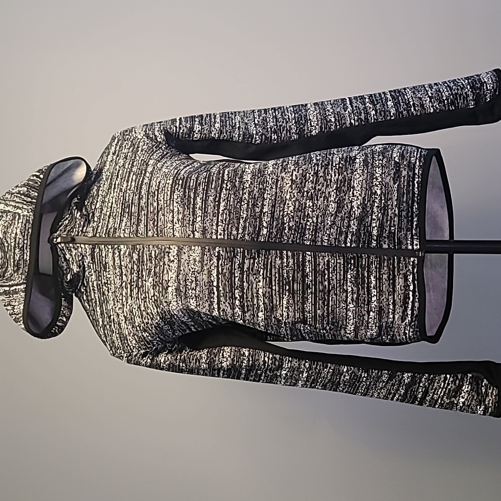 Nike therma fit running jacket. Women's size M.